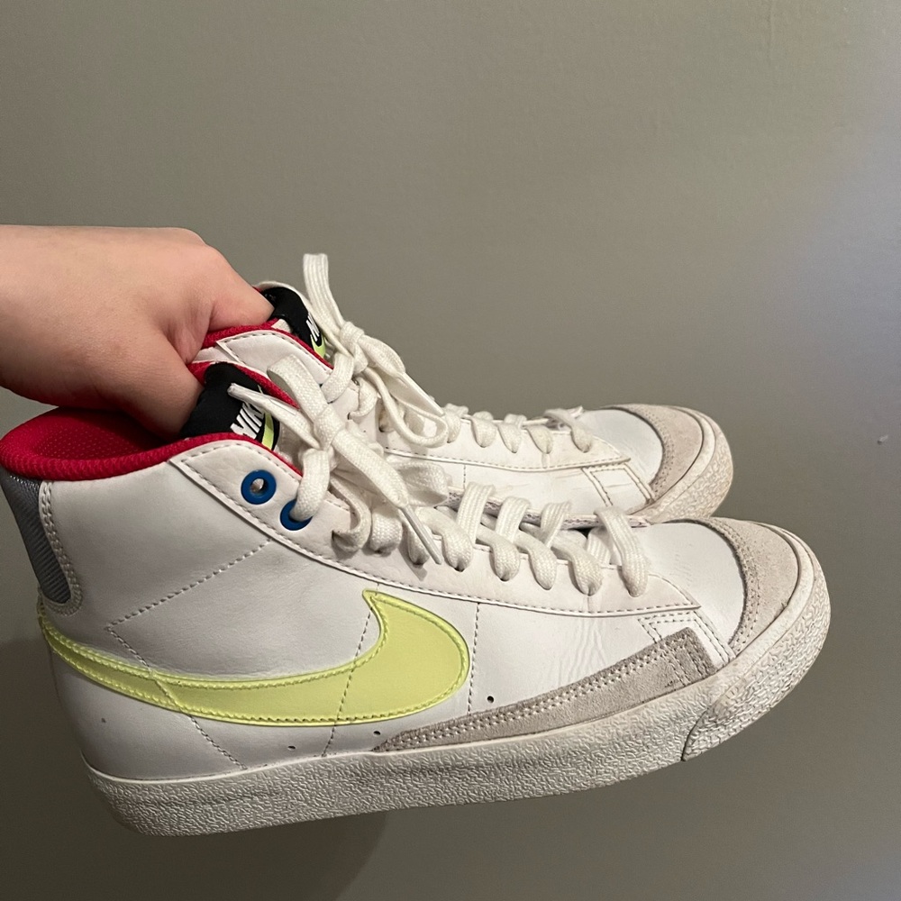 Nike blazer mid 77 multi color sneakers